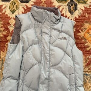 The North Face Women's Light Gray Puffer Vest